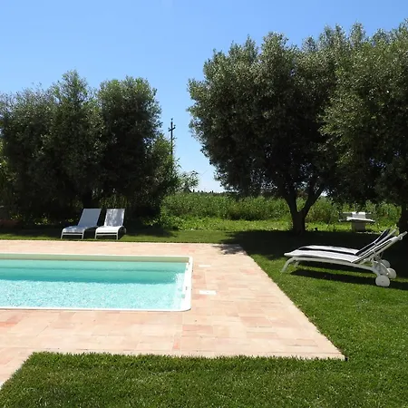 Donna Maria Ludovica Guest house *